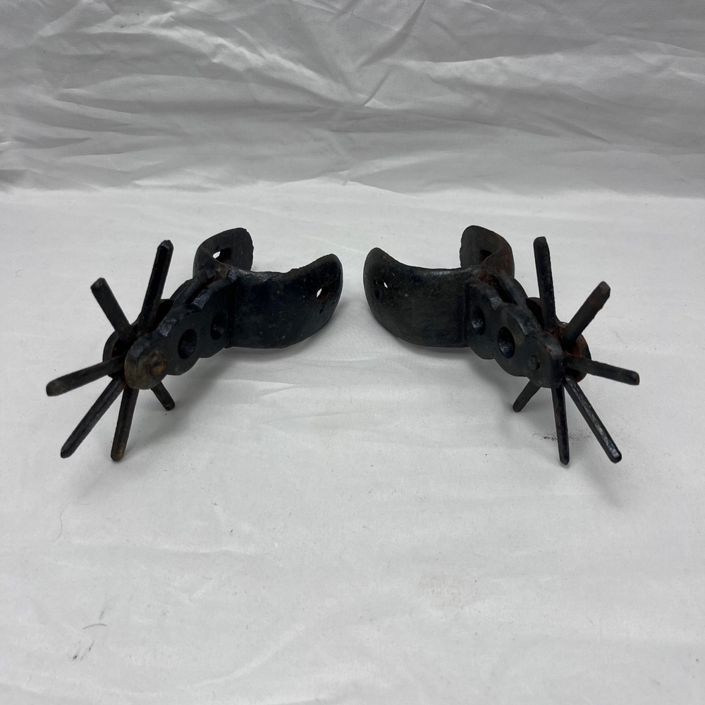 Antique Western Cowboy Rustic Black Cast Iron Starburst Rowel Spurs